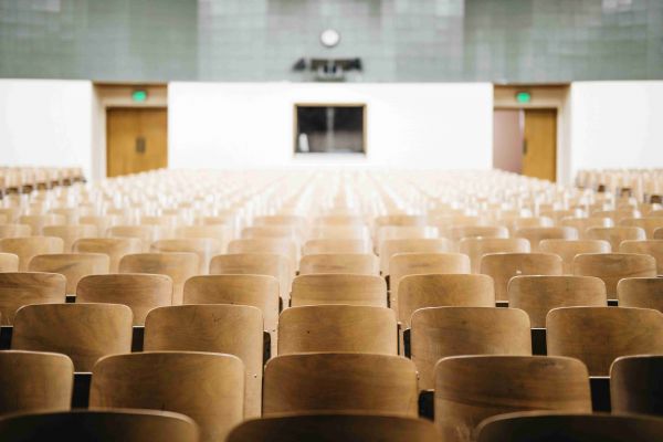 Nova Bolsa de Incentivo de 1.075 euros para novos estudantes do ensino superior